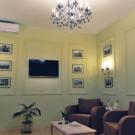 Classic Apartment On Zhukovskoho Odessa Extérieur photo