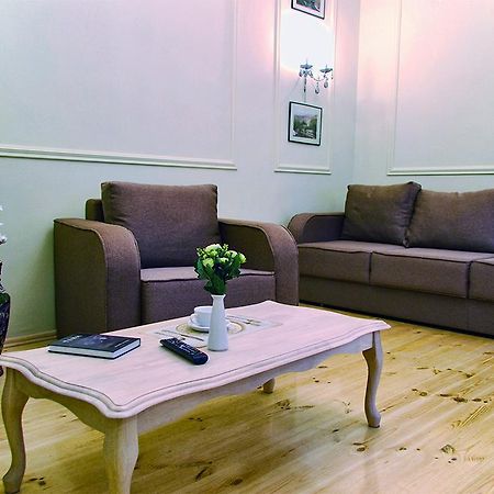 Classic Apartment On Zhukovskoho Odessa Extérieur photo