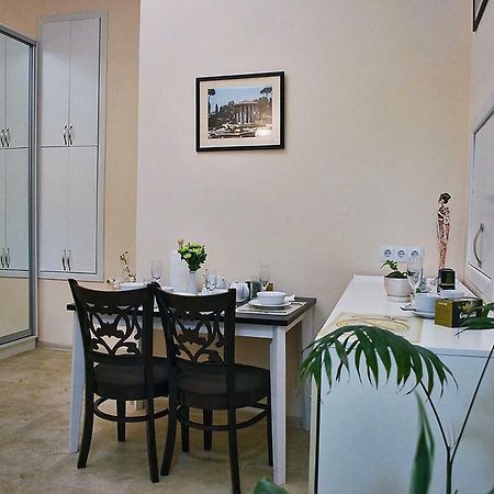 Classic Apartment On Zhukovskoho Odessa Extérieur photo